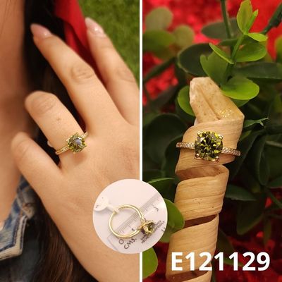ANILLO ENCHAPADO EN ORO 14K PIEDRA VERDE