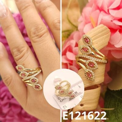 ANILLO ENCHAPADO EN ORO 14K PIEDRA FUCSIA