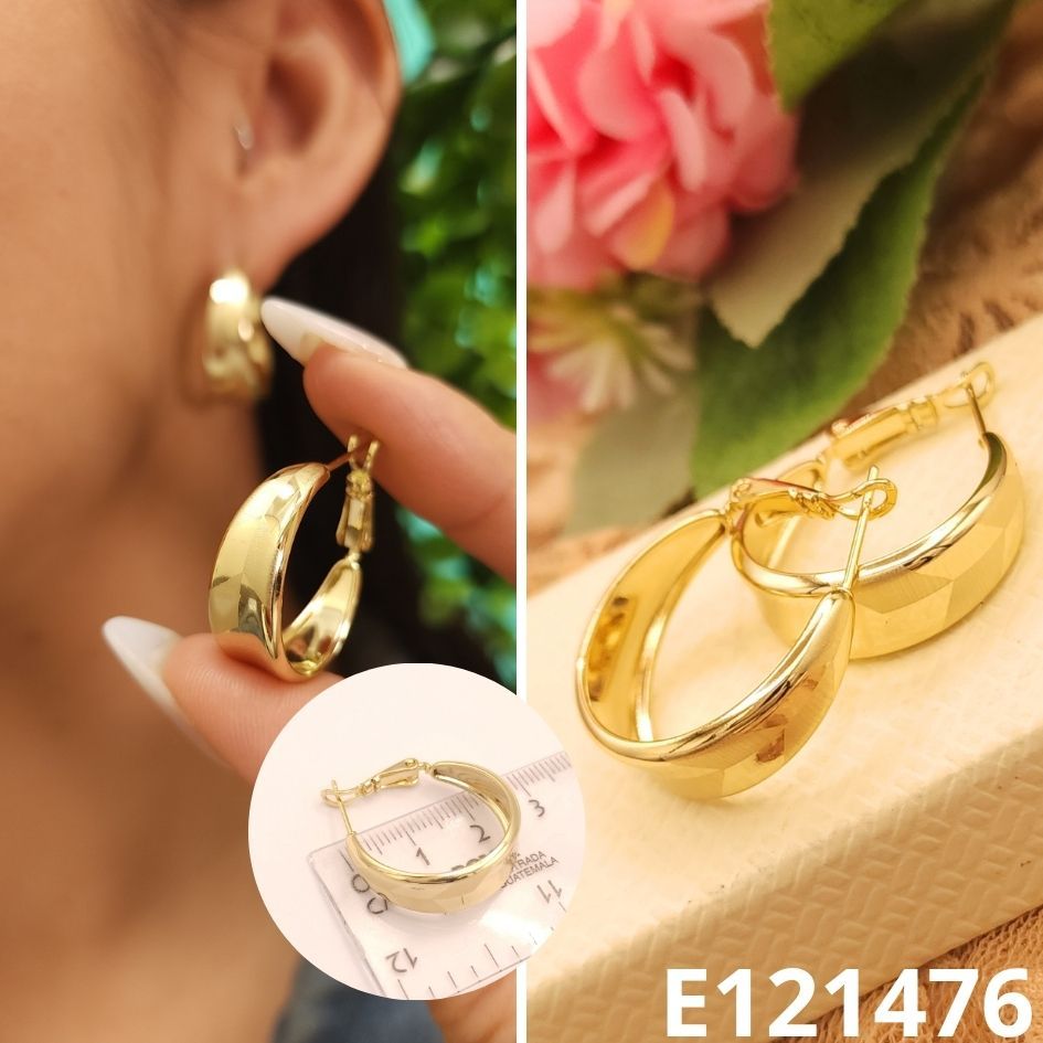 ARETES ENCHPADOS EN ORO 14K 2.5CM LARGO X 8MM ANCHO