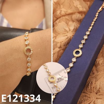 PULSERA ENCHAPADA EN ORO 18K CIRCULO Y PUNTOS DE LUZ 17 A 19CM LARGO PULSERA ENCHAPADA EN ORO 18K CIRCULO Y PUNTOS DE LUZ 17 A 19CM LARGO