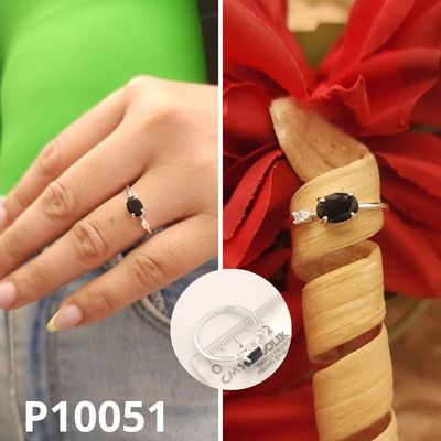 ANILLO DE PLATA 925 CIRCONES NEGRO