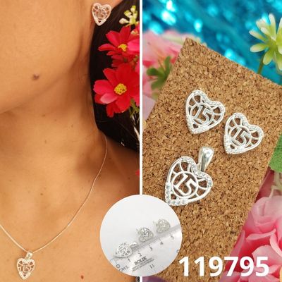 JUEGO DE PLATA 925 DE CORAZON 15 AÑOS CON CIRCONIAS