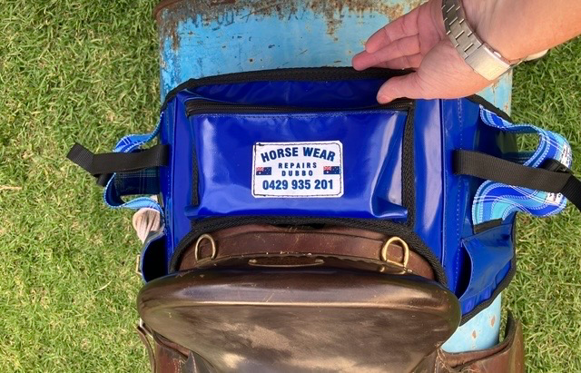 Double Sided Saddle Pack 2-yeti Bottles