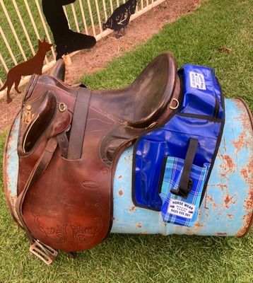 Double Sided Saddle Pack 2-yeti Bottles