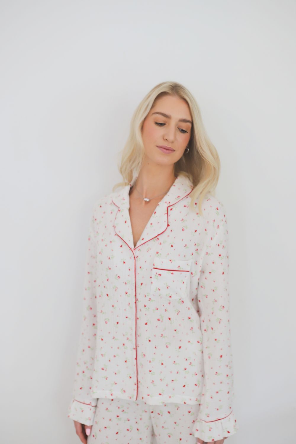 Dainty floral pants set