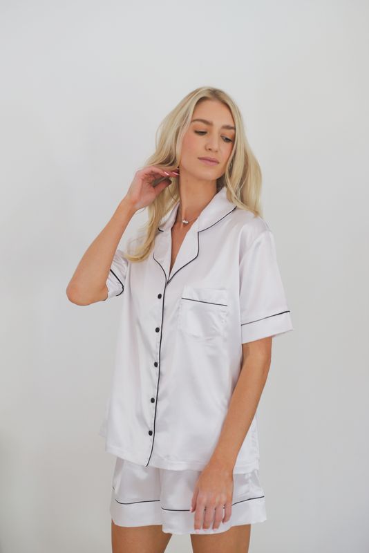 Stretch satin shorts set