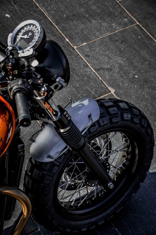 ​Short Front Mudguard for Triumph T120