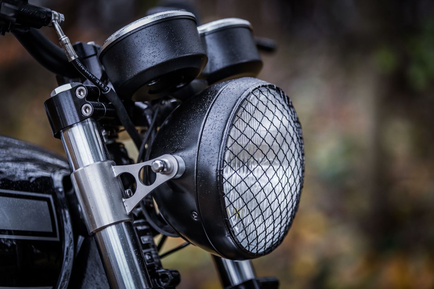 D&O headlight rim and stone guard