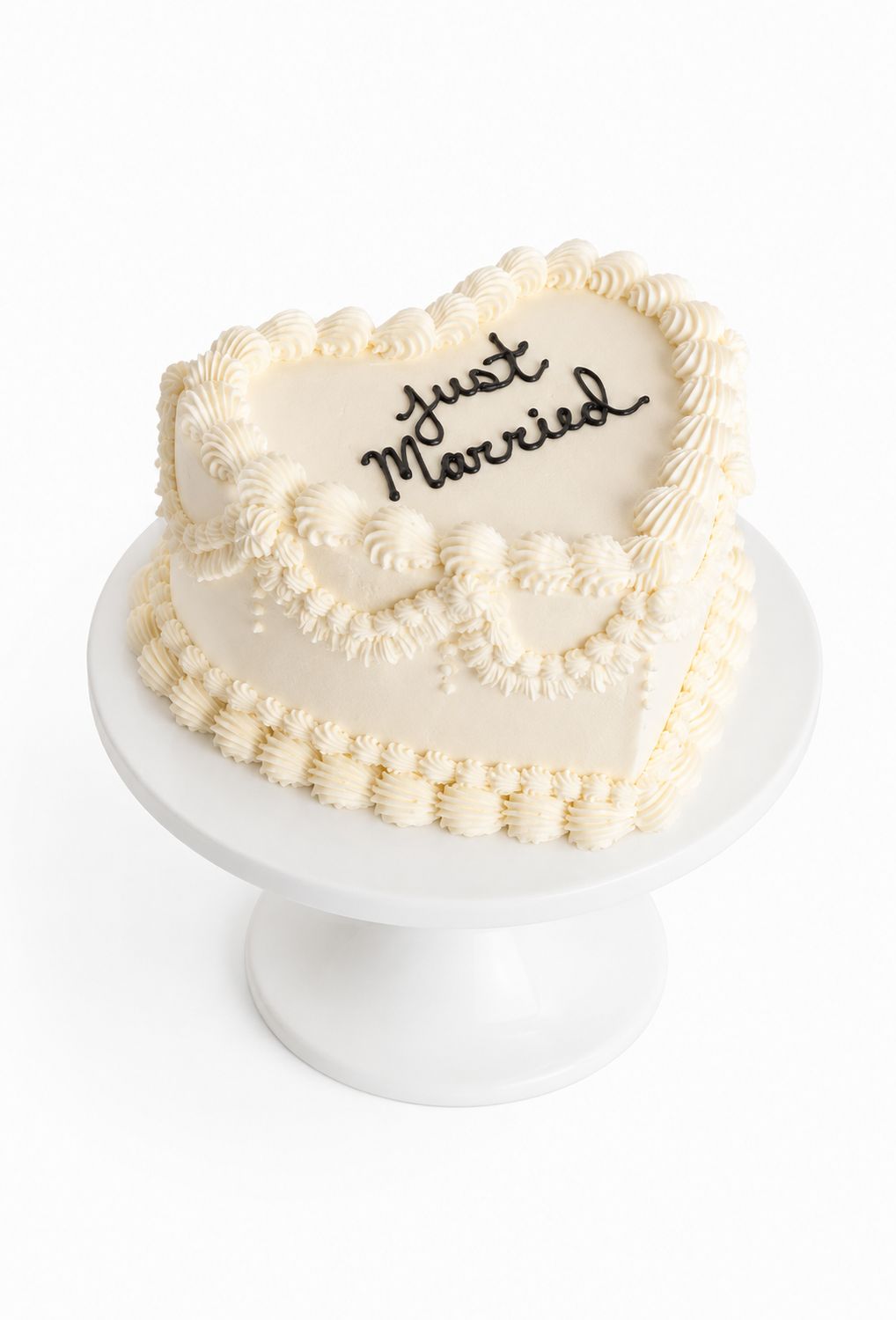 Timeless Vintage Heart Cake