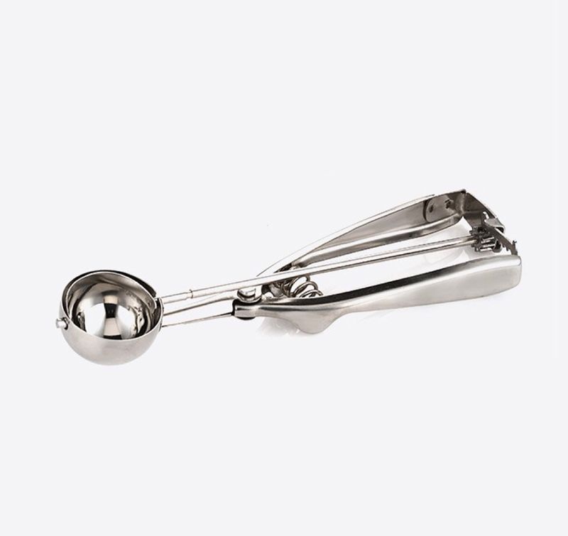 M-6500 - Millvado - 18/10 SS Scooper, Dia 1.75&#39;&#39; Compacity 0.88 Oz /1.77 Table Spoon