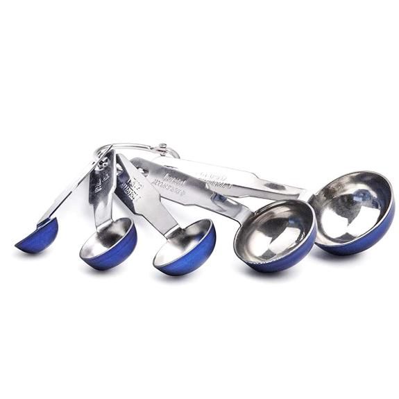 853h - Blue stainless steel measuring spoons