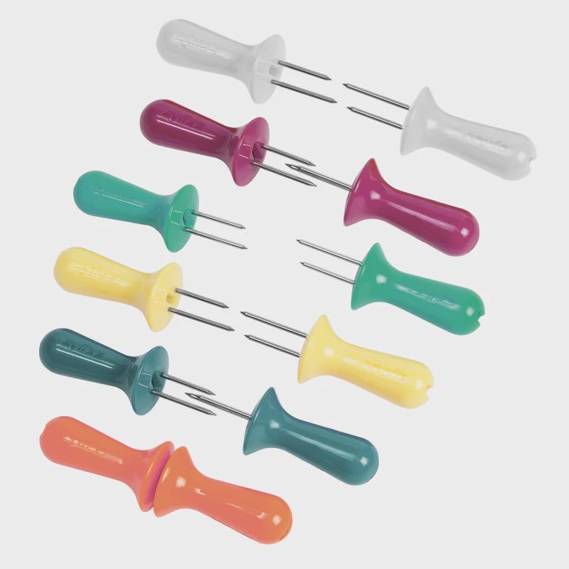 E980273 - corn holders