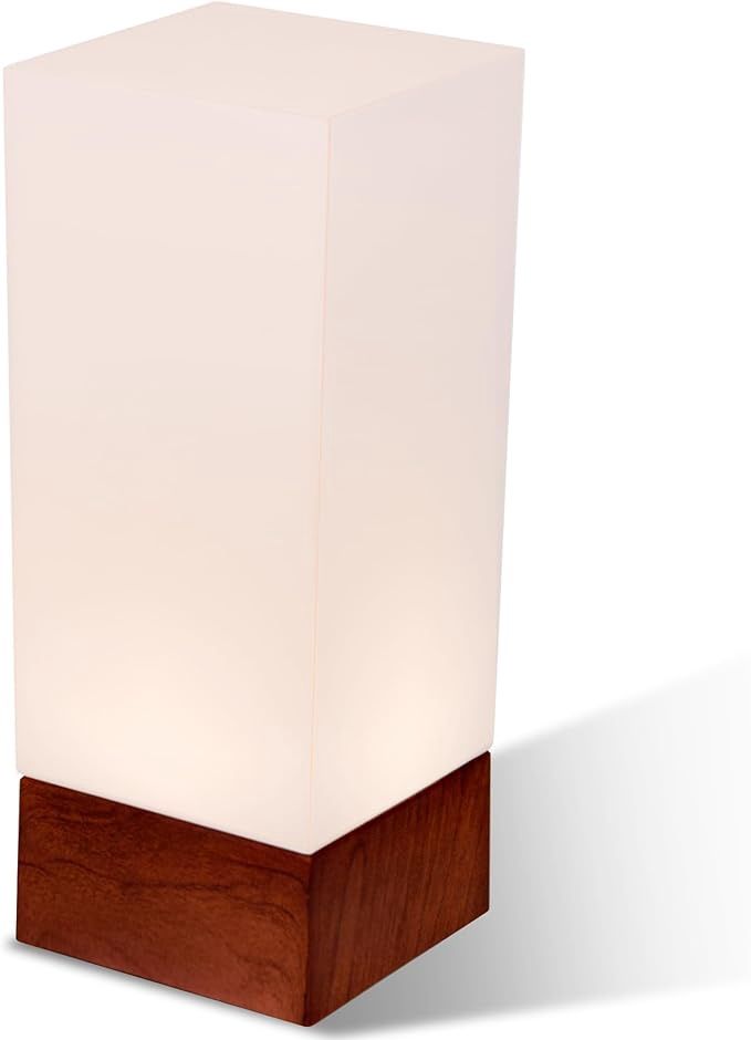 V6-DAK-BWN - Wood base lamp