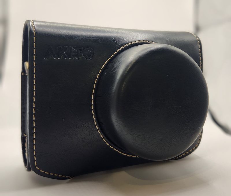 LEATHER CASE C30-BLACK WITH LENS