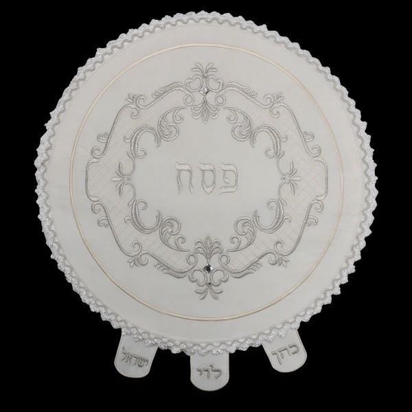 MC311 - Matzah Cover Satin Round With Heavy Plastic Three Pockets With Flaps 19&quot;