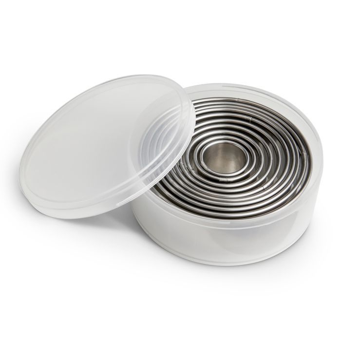 22144 -Round Cutters with Reusable Storage Container, Set of 10