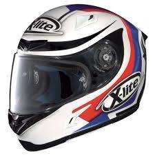 Limpieza de Casco (Desmanche pintura + Desinfección + Aplicación de cera para brillo)