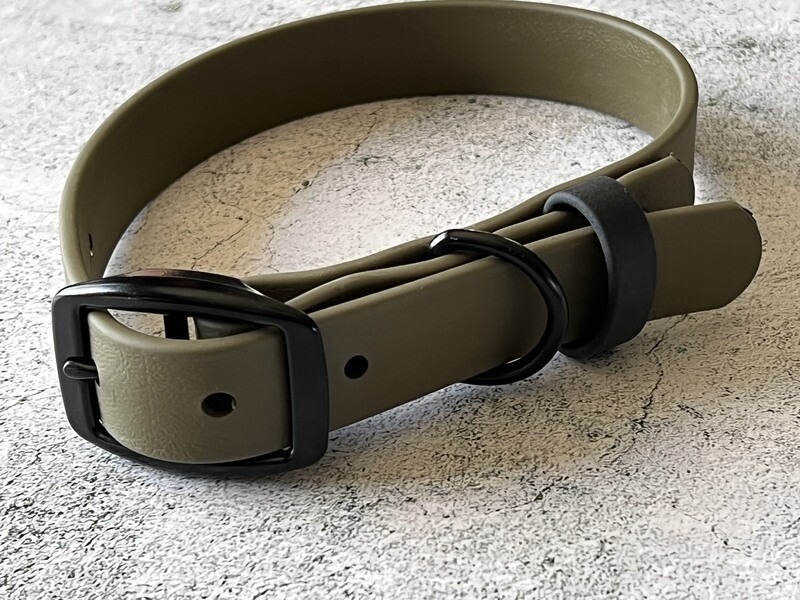 Vegan Leather Waterproof Collars  M-XXL
(1"wide)