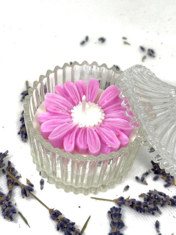 Lumânări Naturale cu Lavandă – Ceară Naturală | Creații din Lavandă