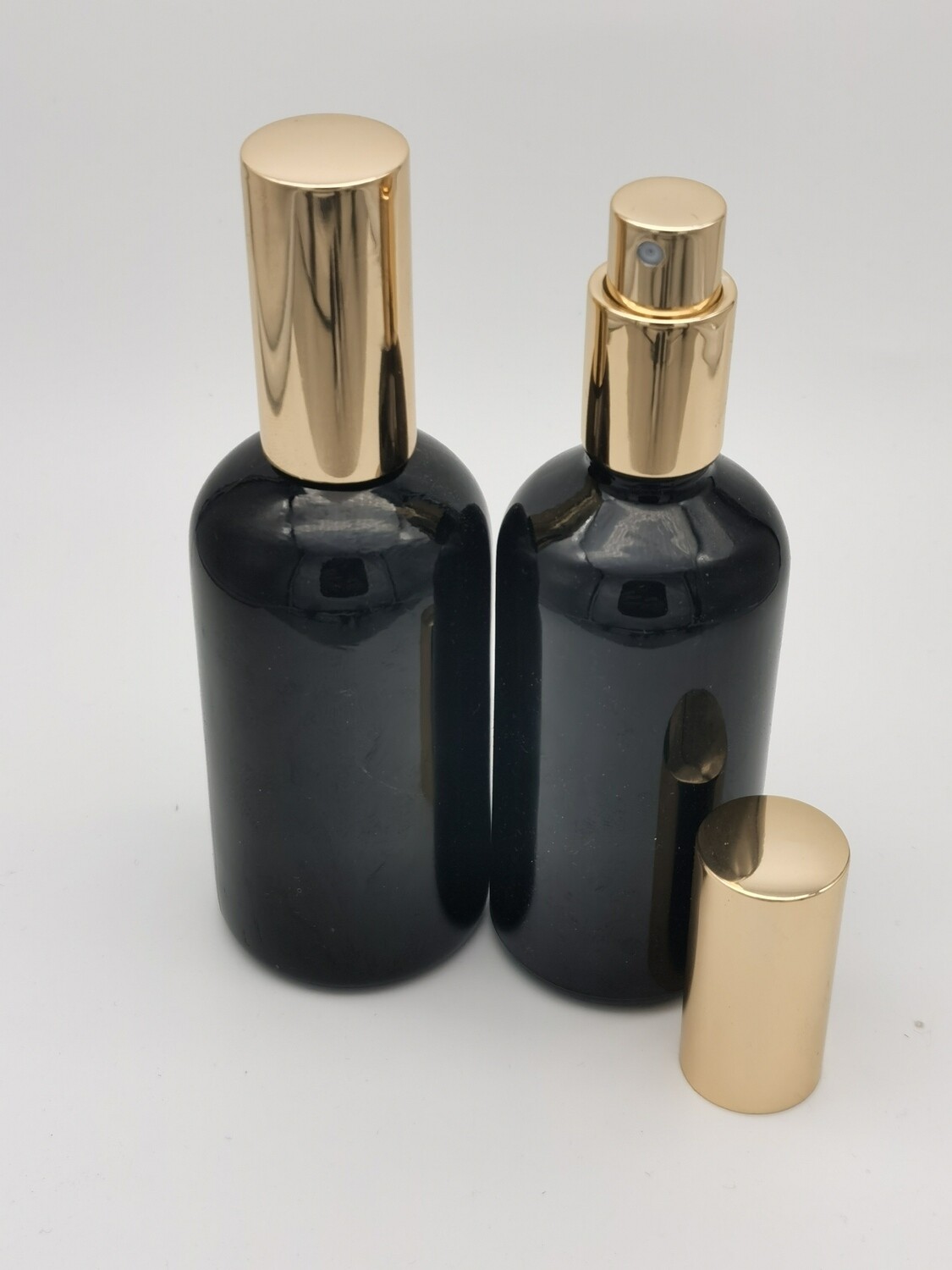 100ml SOLID GLOSS BLACK Boston 18mm Neck Bottle + GLOSS GOLD ATOMISER- Single