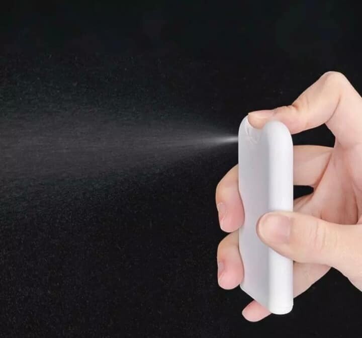 20mL Card Shape Perfume BLACK Spray Refillable Empty Bottle Flat Type Fine Mist Atomizer - Single Buy (BLACK)