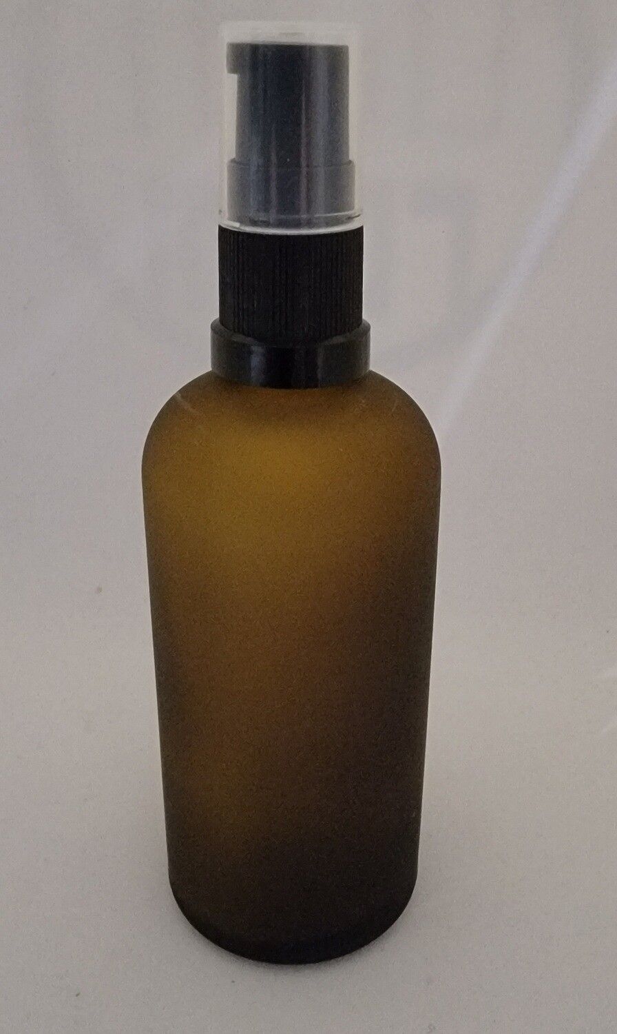 100ml FROSTED AMBER with 18 MM Neck BLACK SERUM/LOTION PUMP & CLEAR OVERCAP - Single Buy
