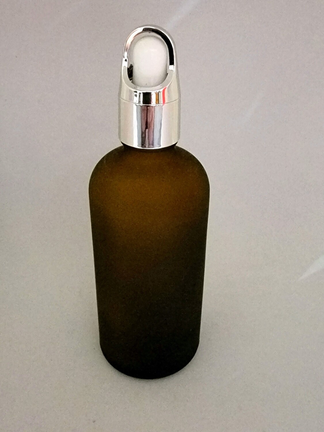 100mL FROSTED AMBER  glass dropper bottle with WHITE TEAT & GLOSS SILVER OVERCAP