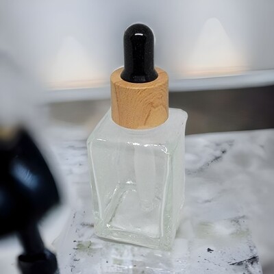 25ml SQUARE Clear Glass Dropper Bottle with Black Teat Imitation Timber Cap & Dropper
