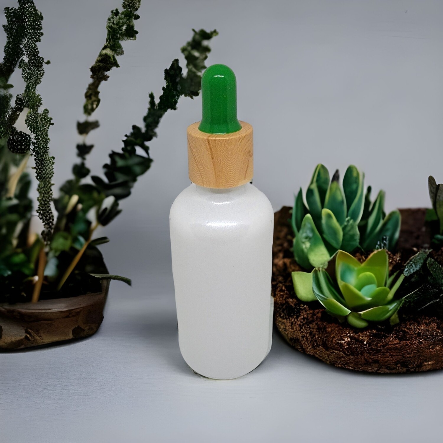 50mL WHITE PEARL (Coated) glass dropper bottle with GREEN TEAT & IMITATION TIMBER CAP