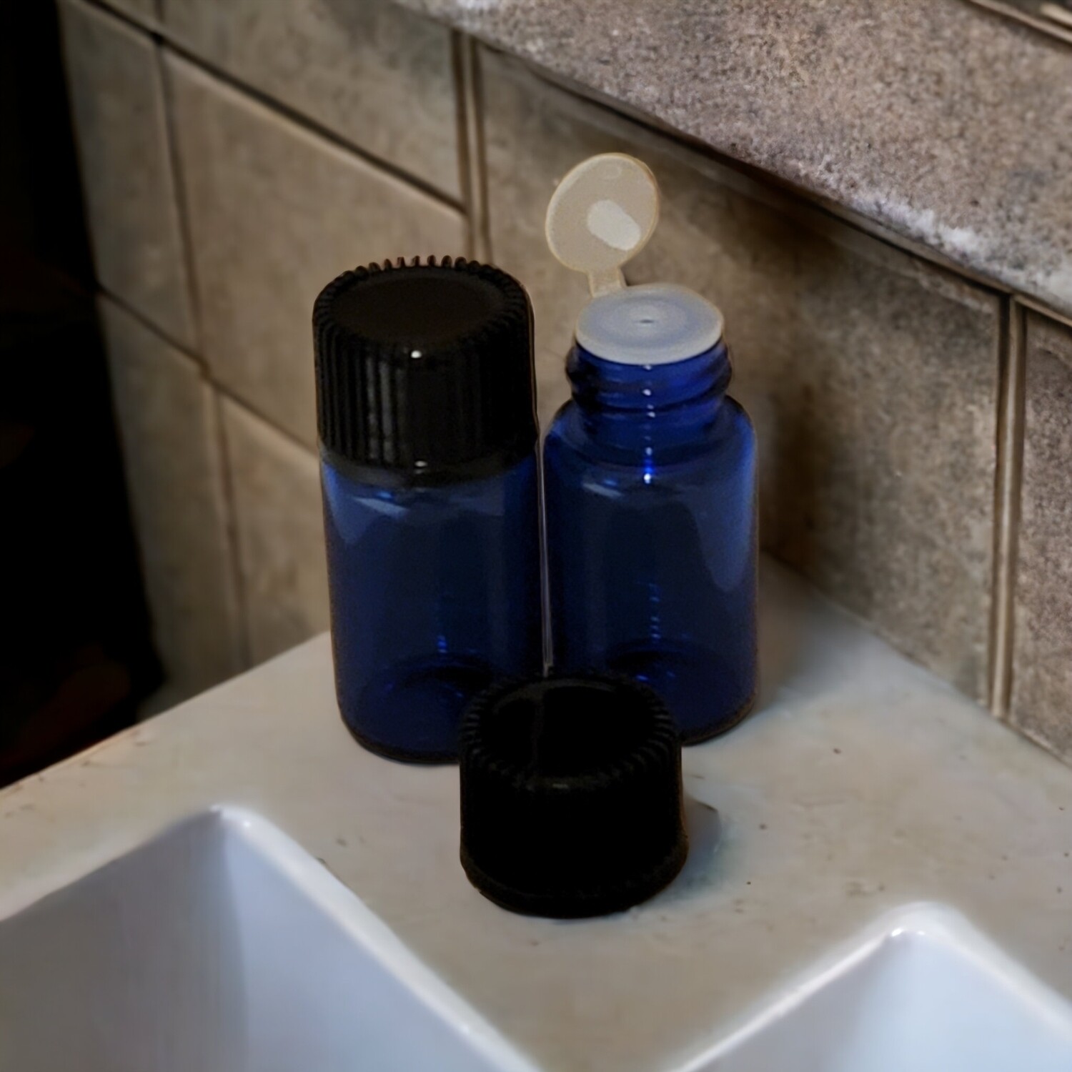 3mL Cobalt Blue Glass Bottle with Orifice &amp; Cap - BULK PACK 100pcs