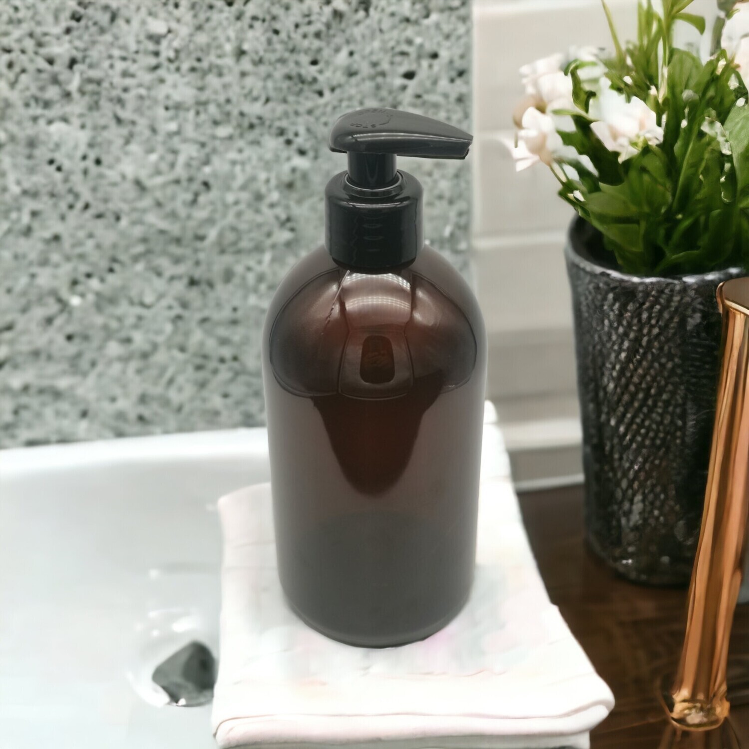 500mL Amber Boston PET (Plastic) with 28/410 BLACK (NON RIBBED) Lotion Pump