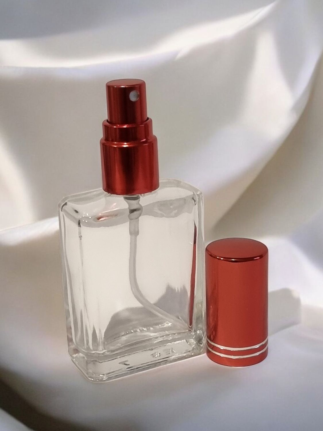 15mL Rectangle Glass Atomiser with RED (2Ring) Overcap