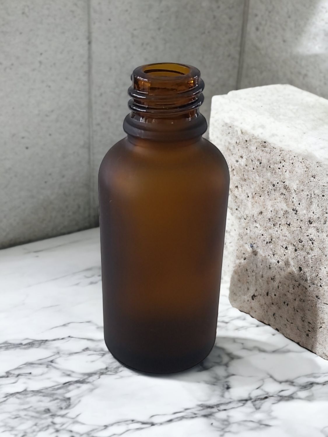 30mL FROSTED AMBER GLASS BOSTON AROMA BOTTLES 18mm NECK