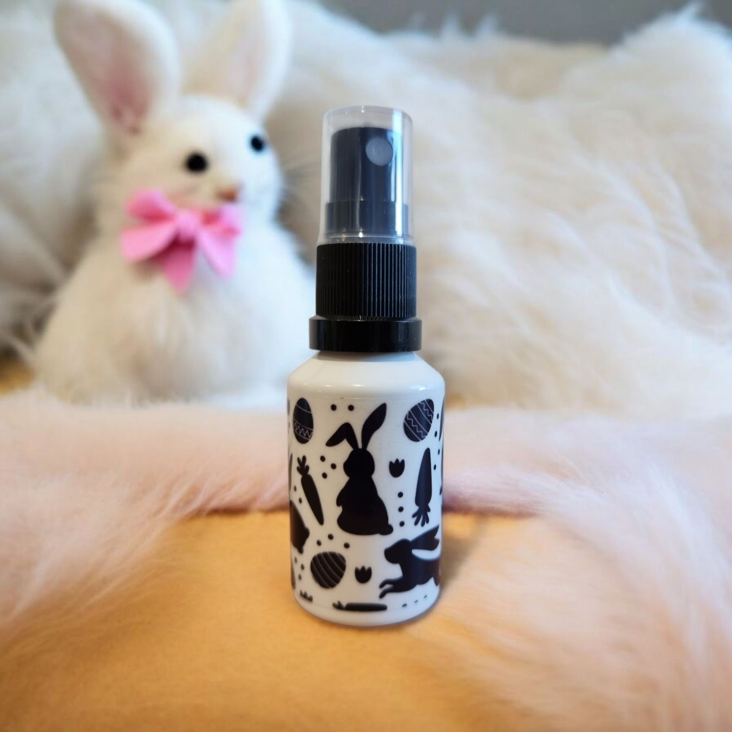 30mL EASTER BUNNY SPRITZERS (PET ♲) PLASTIC BOTTLE