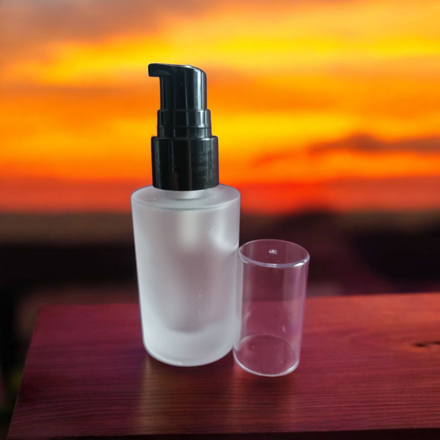30ML FROSTED CLEAR SQUARE SHOULDER BOTTLE WITH BLACK SERUM PUMP &amp; CLEAR OVERCAP