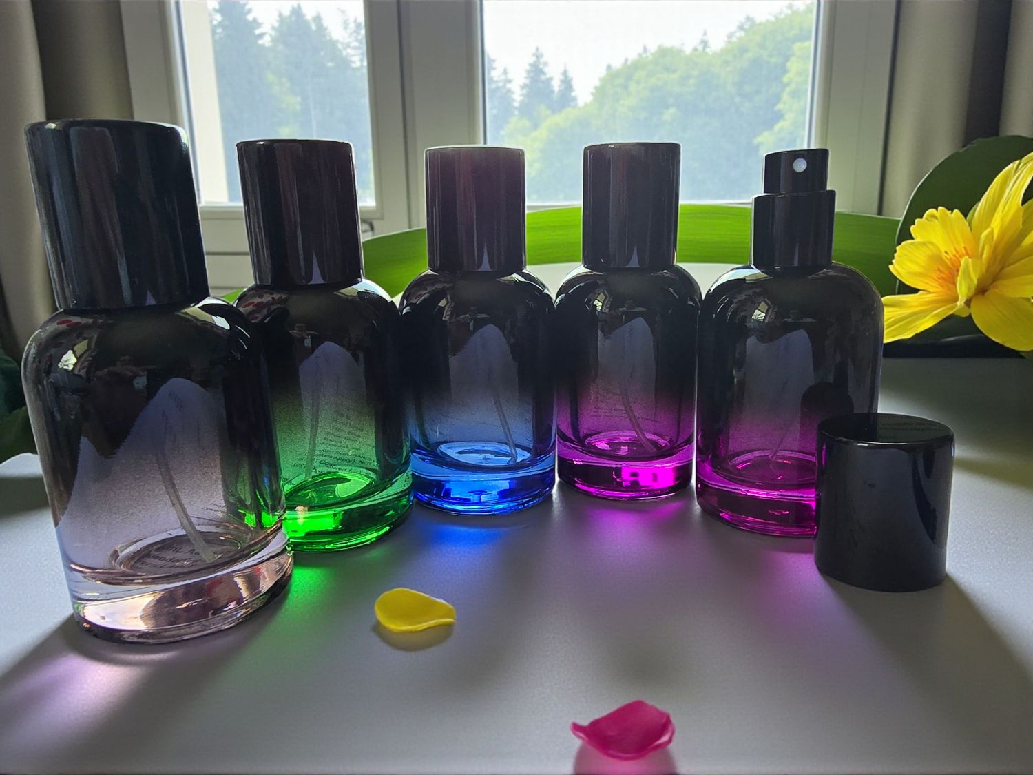 30mL Elegant (LeLobo Style) Coloured Glass Atomisers with Gloss Black Overcaps &amp; Spray head (Refillable) - SPECIAL BUY