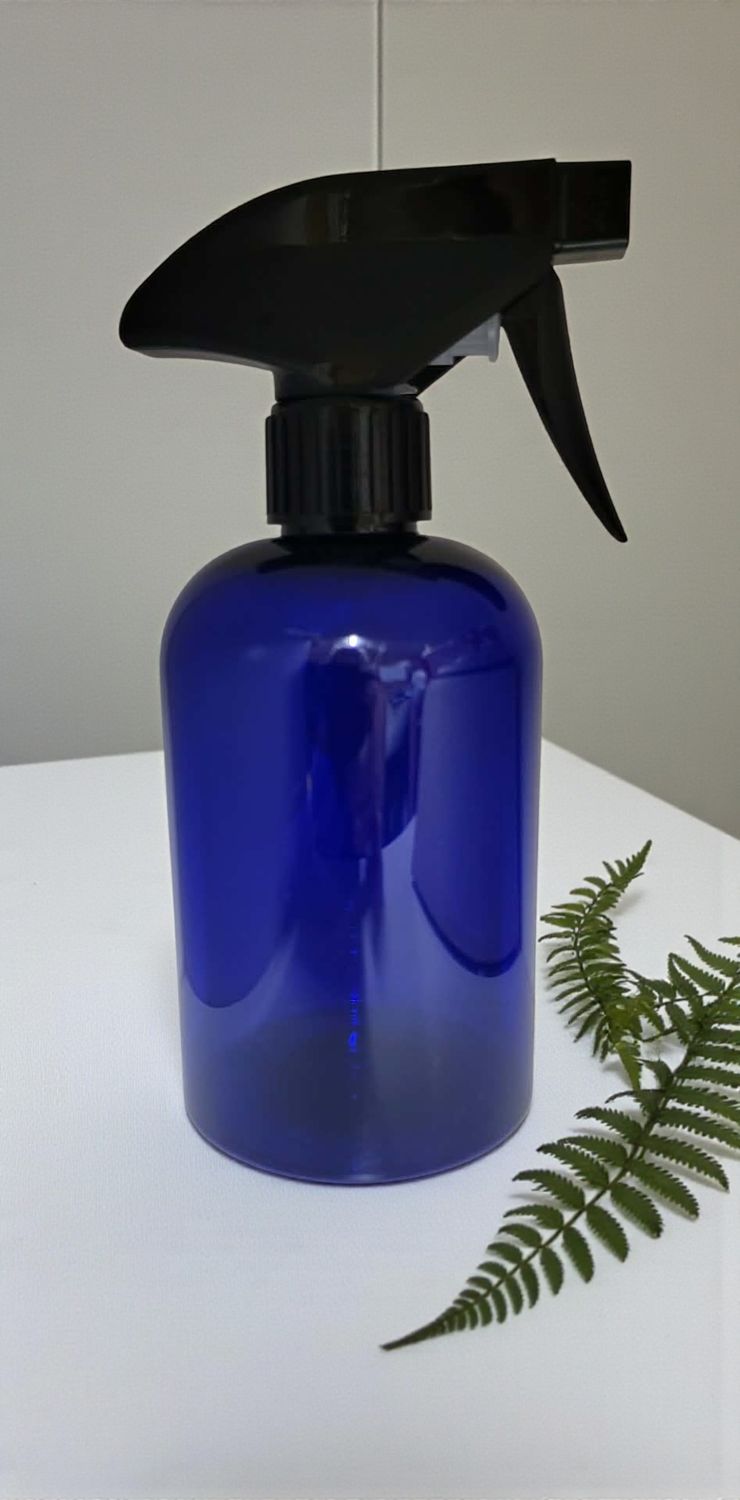 500mL Cobalt Blue PET (Plastic)  Boston Bottle with Black Trigger Spray Head