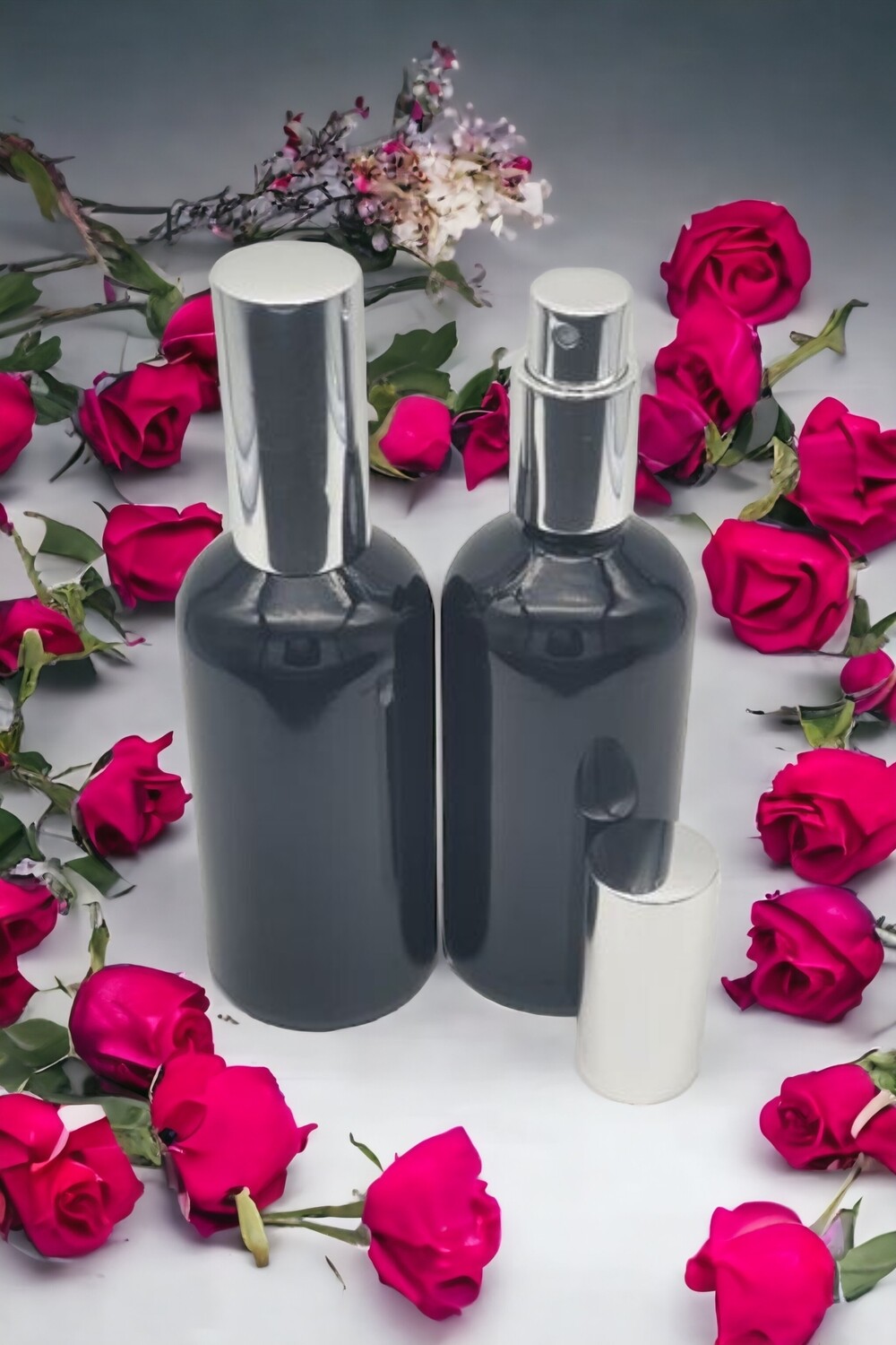 100ml GLOSS BLACK Boston 18mm Neck Glass Bottle + GLOSS SILVER ATOMISER- PACK 10