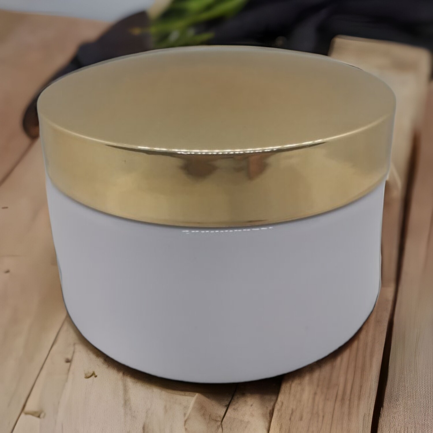 250mL PET (Plastic) White Base with Gloss Gold Screw Cap