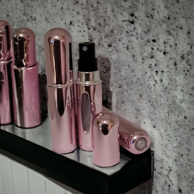 5ml GLOSS PINK SPRITZER/ ATOMISER with over cap - REFILLABLE PUMP BASE