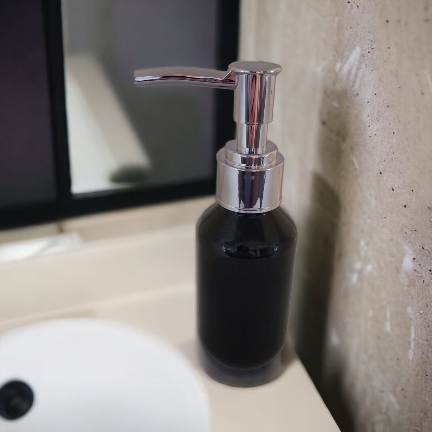100mL SILVER BIRD BILL Lotion Pump with Black Veral PET(Plastic) Bottle