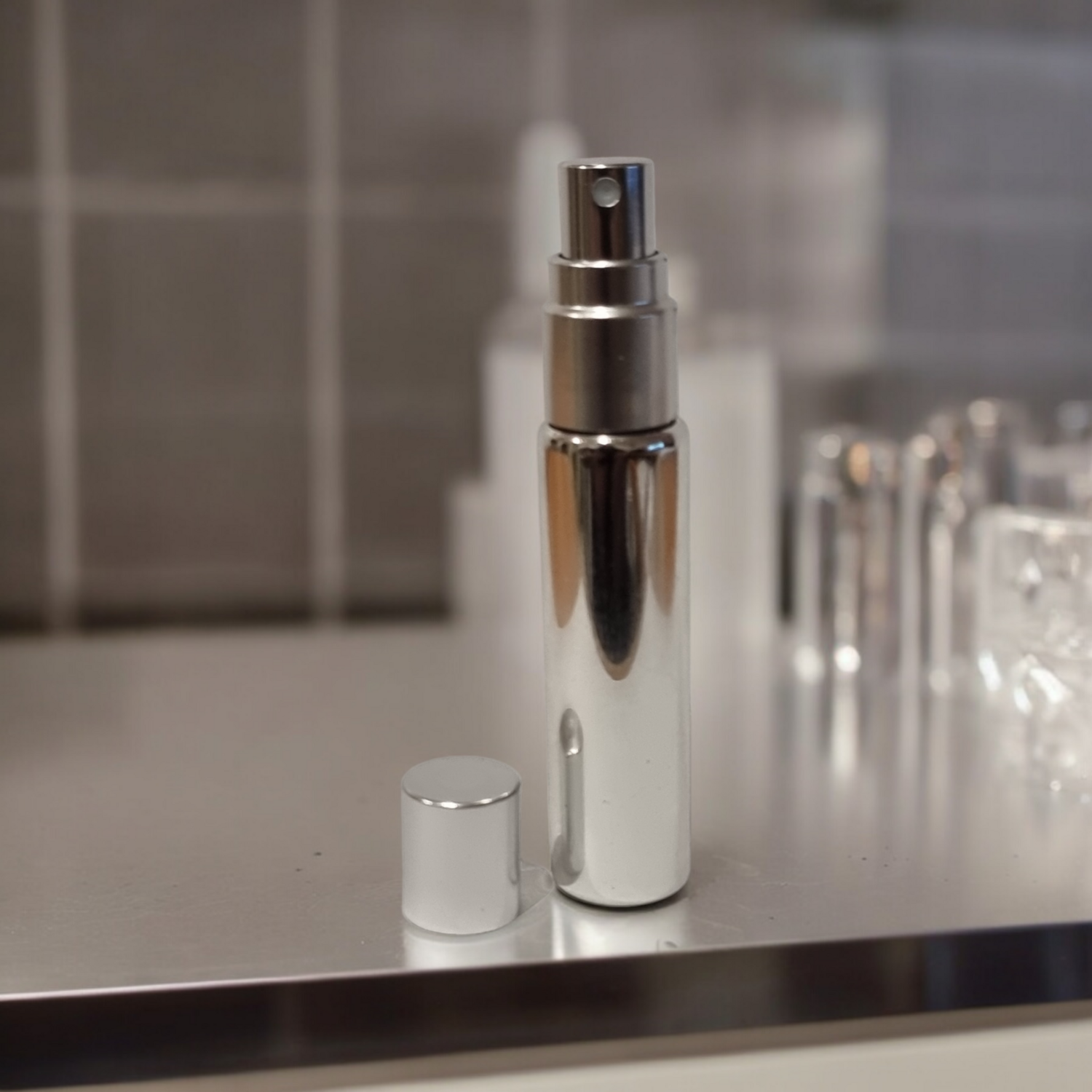 10mL SILVER Glass Atomiser (UV Coated)with Silver Over Cap