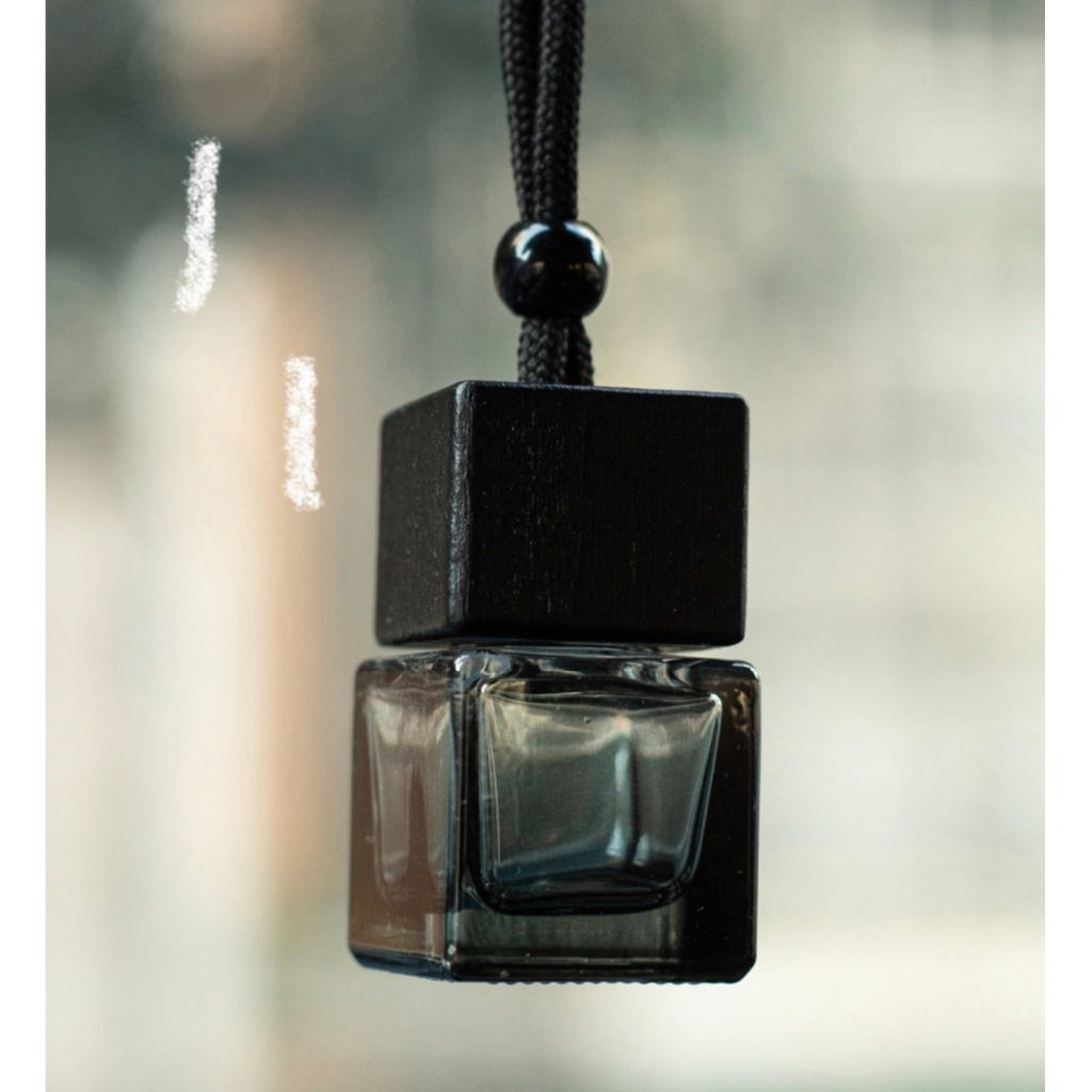8ml Car Diffuser BLACK Glass and BLACK Overcap &amp; Cord - SPECIAL BUY