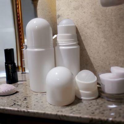 50ML WHITE Plastic Deodorant/Essential Oil Roller Bottles Empty Refillable Rollerball Bottle