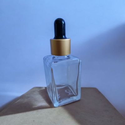25ML SQUARE GLASS BOTTLE 18MM NECK 25ML SQUARE GLASS BOTTLE 18MM NECK