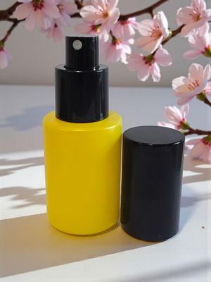30ML YELLOW GLASS  SQUARE SHOULDER WITH BLACK OVERCAP ATOMISERS - SPECIAL BUY