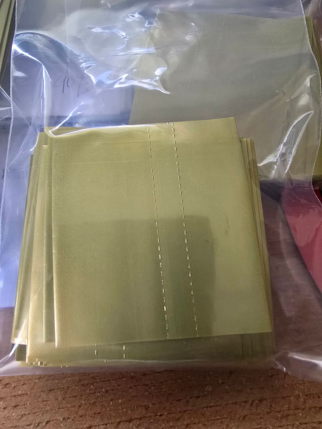 Tamper Evident Sleeves Clear 56mm Width x 60mm Height 100 Piece Pack ( Perforated GOLD)