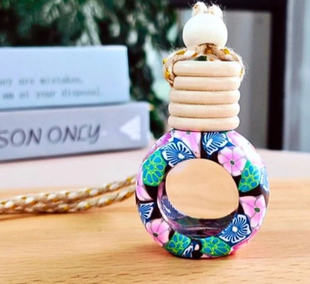 8ml CIRCULAR Coloured Floral  Glass Car Diffuser - SPECIAL BUY