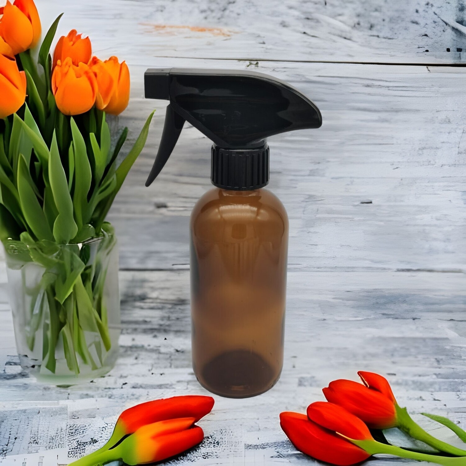 250mL (8oz) AMBER GLASS Bottle with Black Trigger Spray