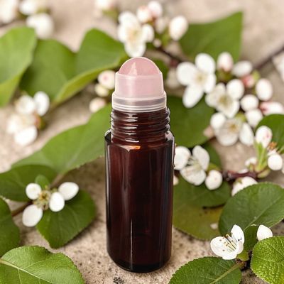 30mL AMBER GLASS ROLLER WITH ROSE QUARTZ GEMSTONE BALL &amp; BLACK CAP - SPECIAL BUY